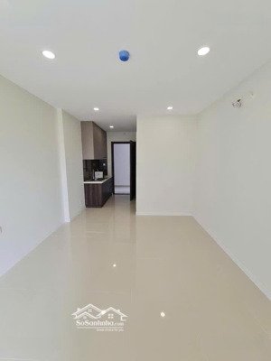 officetel 28m2 nhà cơ bản giá rẻ (rèm, máy lạnh, tủ bếp) - gần rmit, tdtu, phú mỹ hưng - gặp phụng