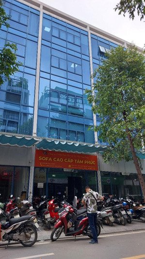 cho thuê sàn tầng 1 galaxy tố hữu, hà đông. 100m2 sàn tầng 1. vỉa hè 5m. giá thuê lâu dài siêu rẻ.