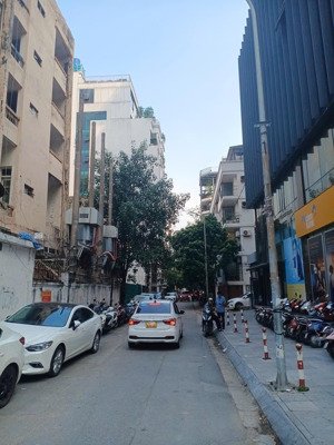 hiếm, 01 nhà phân lô láng hạ- 6t 66m rộng 5m - thang máy- ô tô tránh- ở và kd vp- 28 tỷ có tl