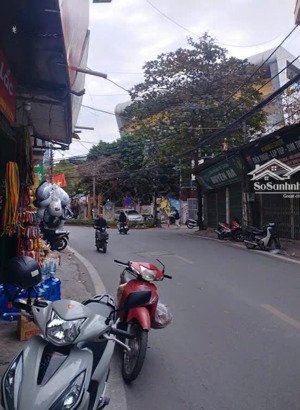 mặt đường mỹ đình dt:96m2 x mt: 5m x giá 28 tỷ phường từ liêm mặt phố vỉa hè 2 làn ô tô tránh