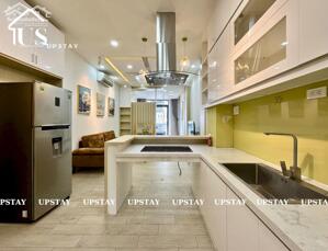 Căn Hộ 1 Giường Có Ban Công Quận 3 Gần Đại Học Kinh Tế UEH, Vòng Xoay Dân Chủ, Cầu Lê Văn Sỹ