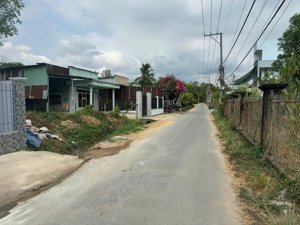 bán gấp giá rẻ nhà vườn thổ nhơn trạch, mt đường bê tông 6m, 3,4tr/m, sr chính chủ. gọi ngay 24/24h