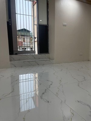 bán căn hộ tập thể may 10, sổ đỏ chính chủ