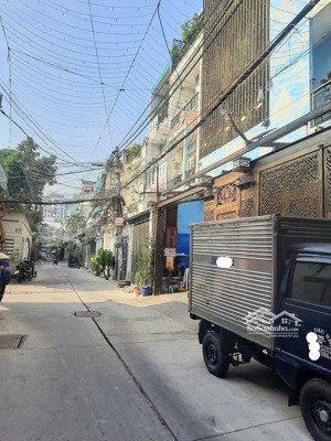 213m2 hẻm 6m- vòng xoay lê đại hành quận 11, giáp quận 10