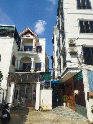 cho thuê nhà di trạch hoài đức 5 tầng, 7 phòng ngủ, sát đại học công nghiệp thuê dài hạn