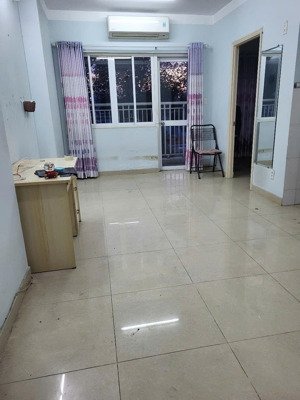 bán căn hộ 2pn 155 nguyễn chí thanh q5. sổ hồng riêng sử dụng lâu dài
