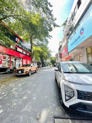 nhà 3 tầng hxh gần đh công thương - dt 4x12 - chỉ 4 tỷ 950