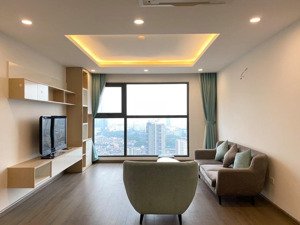 bán căn hộ gần công viên cầu giấy - dt: 120m2, 3 ngủ, giá: hơn 8 tỷ thương lượng căn góc