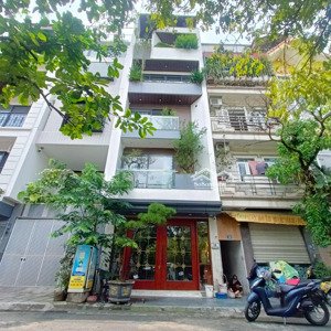 liền kề vip long biên 78m 6 tầng vỉa hè ô tô tránh 22,x t/ỷ