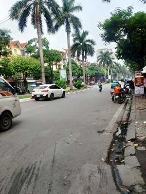 biệt thự nguyễn khuyến, văn quán chỉ 200tr/m2 hoàn thiện đẹp ở ngay