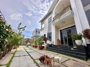 37tr/m2siêu phẩm biệt thự sân vườn - sát trung tâm thủ đức - 15x25 375m2 - đường ô tô 8m chỉ 14 tỷ