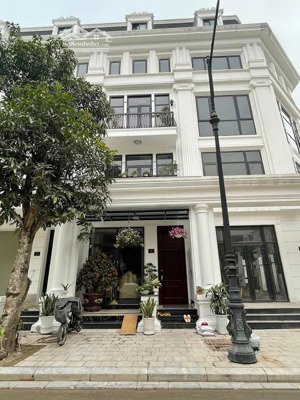 cho thuê shophouse 5 tầng hoàn thiện cao cấp tại kđt louis city hoàng mai, giá chỉ 30 triệu/tháng