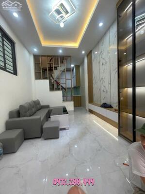 BẠCH MAI – HAI BÀ TRƯNG – 25M² – 5T - 6,75 TỶ– LÔ GÓC 3 THOÁNG – FULL NỘI THẤT