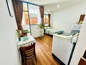 studio full nội thất máy giặt riêng gần đại học hutech ngoại thương nguyễn gia trí quận bình thạnh