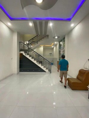 bán nhà hiệp thành - q12- 5*14,5m- hxh 10m- 1 trệt 2 lầu - 5, 3tỷ tl mạnh.,