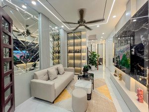 bán gấp! cầu giấy, nhà mới, ngõ 3 gác tránh, gần phố, thoáng, đẹp nhất phân khúc, ở ngay 46.5m2*5t