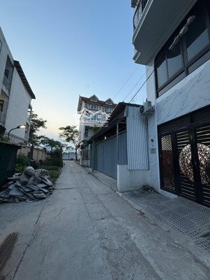 nhà riêng căn hộ dòng tiền mặt ngõ thông, đầy đủ pccc,7 tầng, thang máy, doanh thu 100tr/ thg.