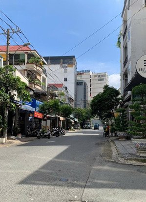 bán nhà biệt thự đường võ oanh phường 25,bình thạnh,dt 10x12,5 vi trí siêu đẹp và hiếm