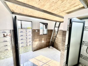 phòng duplex còn mới, siêu sáng sủa tại quận 12