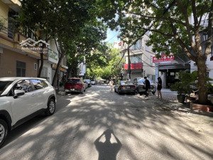 bán nhà mặt phố phân lô vỉa hè đình thôn - mỹ đình 70m2, 26 tỷ