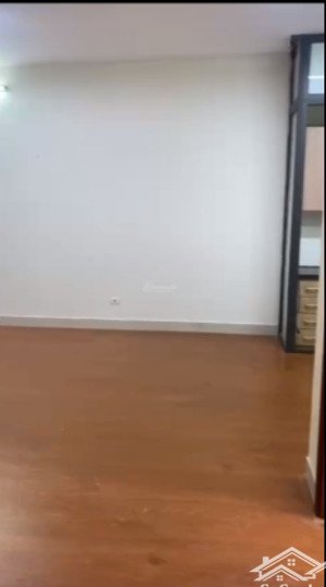 (hiếm) cho thuê căn hộ 95m2 - 3 phòng ngủ nội thất có điều hoà + bếp tại sông hồng parkview