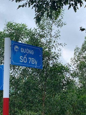 ra gấp lô tái định cư định hòa đường 7b, hòa phú, thủ dầu một, bình dương