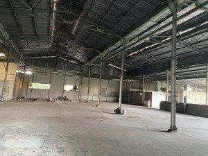 cho thuê full nhà xưởng 1300m2 tại dĩ an, bình dương