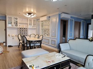 chính chủ cần cho thuê ch cao cấp 3 pn tại masteri, full nội thất luxury