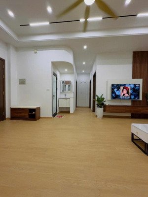 bán chcc intracom 1 trung văn- diện tích 117m - tầng trung không gian thoáng - sổ đỏ ssgd