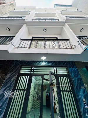 nhà đẹp keng hồ tùng mậu - 36m2 nhỉnh 8 tỷ - ngay sát phố - mới xây.