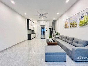 bán nhà riêng tại hoàng hoa thám, 11,7 tỷ 39m, 3pn, 2wc, 5 tầng, ba đình, hà nội