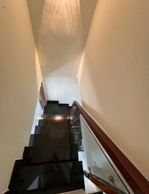 nhà 3 lầu mới cứng phú thọ hòa, tân phú 4x10m 3pn, 4wc giá chỉ 5.1 tỷ lh 