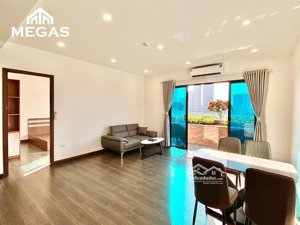 cho thuê studio 1n1k ban công đầy đủ nội thất mới tinh siêu rộng ngay võ chí công, lotte tây hồ