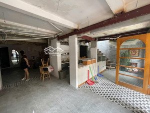 cho thuê cửa hàng phố phan chu trinh: 80m2 x 1,5 tầng, mt: 8m, thông sàn, riêng biệt. giá: 35tr