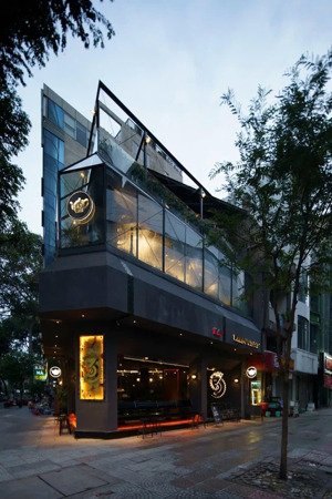 góc 2 mặt tiền đường 50 hồ tùng mậu và ngô đức kế phường bến thành, quận 1