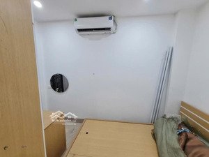 tập thể t2 phố bùi ngọc dương 16/45m2 2pn giá 2,8 tỷ