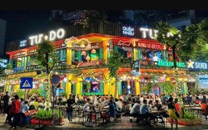 cho thuê nhà mặt phố chùa láng, với lô góc rộng, diện tích sử dụng 800m2, hàng hiếm tại đống đa