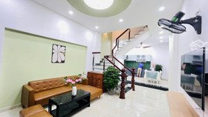 nhà 5 tầng mới xây phường tam bình, thủ đức giá chỉ hơn 4 tỷ nhận nhà ngay