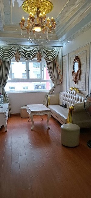 cần bán gấp căn hộ chung cư thanh hà, 62m2, giá hơn 2,5 tỷ.