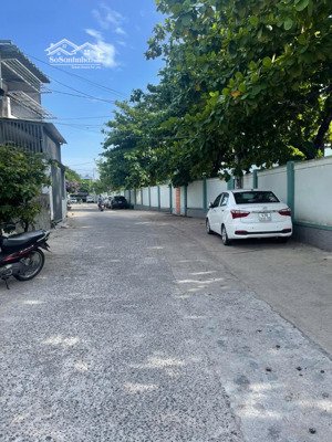 bán lô đất kiệt nguyễn nhàn đường 7,5m dt 100m2 mt kinh doanh sát bv cẩm lệ giá rẻ