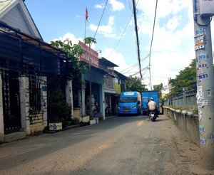 bán nhà ngay chợ vườn lài,an phú đông,quân 12 đang cho thuê 30 triệu/tháng