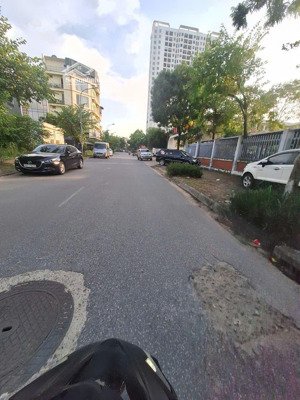 tt-thanh tri-55m-5t - nhà mới đẹp - ngõ thông - gara ô tô 7 chỗ ngủ trong nhà -s. ổ đẹp gi.á tốt