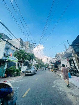 hiếm nhà mặt tiền ngang 7m ngay hoàng diệu 2 ,hệ số xd cao tầng