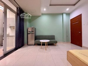 căn hộ tách bếp máy giặt riêng full nt chuẩn pccc gần công viên q. phú nhuận