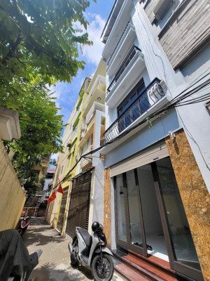 bán gấp siêu phẩm 62m2,5 tầng thang máy ,kinh doanh và ở sướng,lê trọng tấn ,hà đông giá hơn 13 tỷ