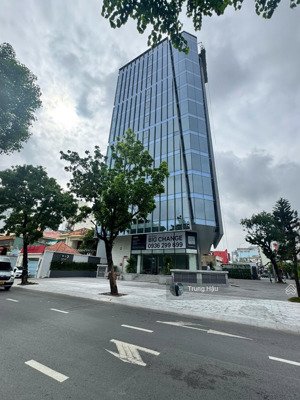 bán toà building góc 2mt - ung văn khiêm q. bình thạnh - dt 5.000m2 - 3 hầm - 10 tầng - giá 130 tỷ