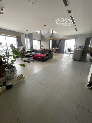 chính chủ cần bán gấp căn penhouse duplex diện tích 382m2, 5pn, 4wc, giá chỉ: 25 tỷ, full nội thất.