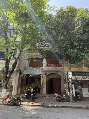 bán nhà mặt tiền nguyễn nghiêm, ngang 7.7m, nở hậu 16m, trung tâm quảng ngãi.