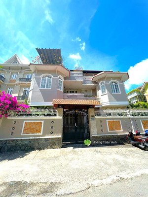 bán biệt thự nguyễn gia trí siêu đẹp (13 x 22m), trệt 3lầu, giá cực tốt 40 tỷ tl, q. bình thạnh