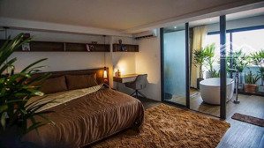 cực phẩm penthouse view xịn - nội thất cao cấp - bao phí - service tốt - pet friendly